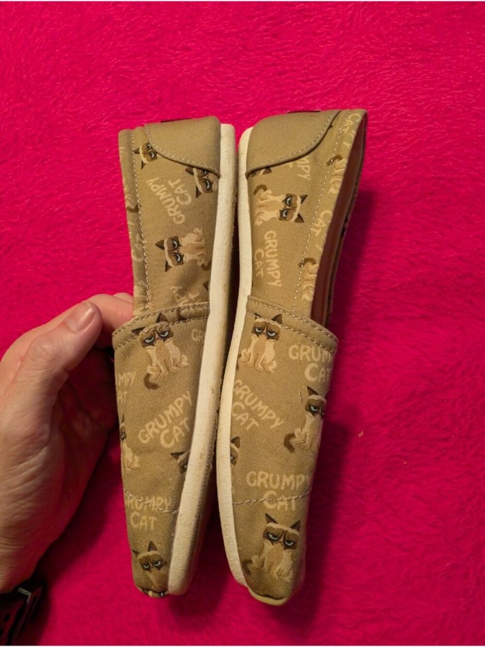Skechers BOBS X Grumpy Cat Slip On Shoes Womens Size 8 Taupe Alpargata Flats - Picture 2 of 7